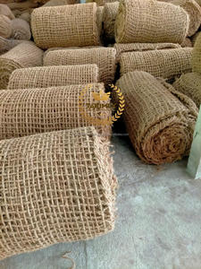 Filet en fibre de coco biodégradable 100 % naturel et durable pour le contrôle de l'érosion des sols, prévention des glissements de terrain, en provenance du Vietnam - Product Image 3