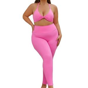 Venta al por mayor de ropa de yoga y pilates de marca famosa: Top halter con cuello en V profundo, cintura alta, transpirable, elástico, sin costuras, de spandex acanalado frontal. - Product Image 1