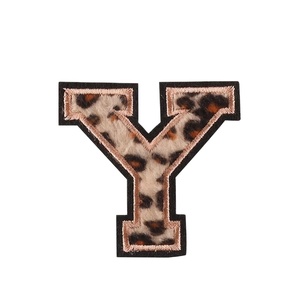 5,5 cm autoadhesivo letra hierro en palo inicial en 3M personalizado 26 alfabeto Chenille parches bordados para ropa DIY sombreros ODM - Product Image 1