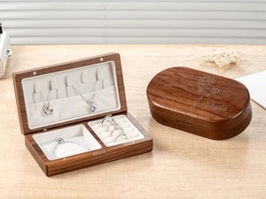 Caja de Joyería de Madera Personalizada con Grabado, con 9 Ranuras de Almacenamiento, para Guardar Recuerdos con Nombre Personalizado - Product Image 1