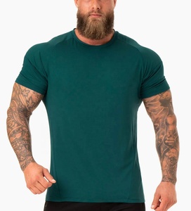 Haute qualité 200gsm 100% coton essentiel blanc col rond à manches courtes t-shirts pour hommes usine sonnerie Logo personnalisé hommes t-shirt - Product Image 1