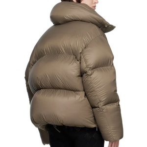 Veste d'hiver rembourrée en duvet, veste matelassée surdimensionnée en duvet pour femmes et filles - Product Image 2
