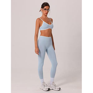 ชุดโยคะครอปท็อปสำหรับผู้หญิง สปอร์ตบราแบบซัพพอร์ตสูง กางเกงเลกกิ้งเอวสูงกระชับสัดส่วน ยกกระชับสะโพก ผลิตจากไนลอนผสมสแปนเด็กซ์ ระบายอากาศได้ดี แห้งเร็ว - Product Image 3