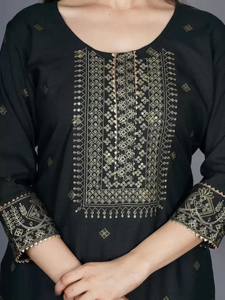 Ensemble Kurta Palazzo Dupatta en Rayonne Vert Moutarde Brodé pour Femme, Coupe Droite, Longueur Genou, Tenue Décontractée, Séchage Rapide, Style Indien et Pakistanais - Product Image 6