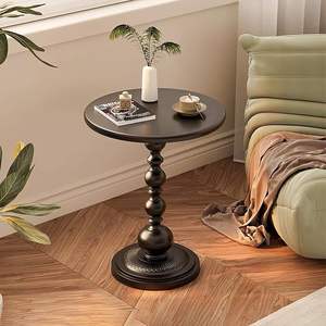 Table d'appoint carrée compacte en métal avec étagère de rangement pour chambre à coucher moderne, meuble utilitaire de chevet - Product Image 6