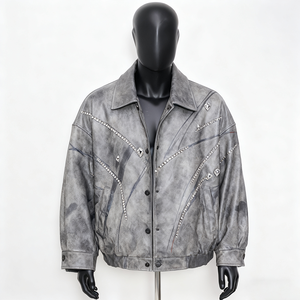 Veste Homme Personnalisée en Cuir Véritable Bleu Vieilli, Motif Patchwork à Carreaux Gaufrés, Col Montant, Fermeture Éclair - Product Image 3