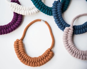 Collier en jute perlé d'agate et de coquillages, fait main, de haute qualité, coloré, imitation ethnique, cadeau de mariage pour femme, Inde - Product Image 1