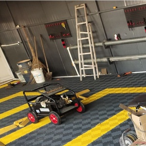 New Model Garage Floor Tiles Interlocking <b>Plastic</b> Garage Floor Car Wash Grille - Product Image 1