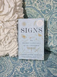 Signos de la vida eterna y guía de sanación espiritual de Laura Lynne Jackson, libro en inglés de bolsillo (Peperback) - Product Image 1