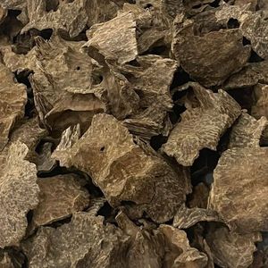 Vietnam-Sourced 100% Natural Agarwood Wood for Aromatic Incense Burner and Aromatherapy <b>Diffuser</b> All-Season Use - Product Image 4