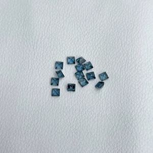 Topacio Azul Londres Natural de 8 mm, Corte Cuadrado Facetado, Gema Suelta Curativa, Pulida a Mano, Piedra de Topacio de Fabricante Verificado - Product Image 1