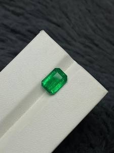 พลอยมรกตธรรมชาติสีเขียวมรกตตัด3.37ct หินหลวมสำหรับทำเครื่องประดับ - Product Image 3