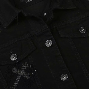 Veste en jean noire pour homme, col rabattu, motif croisé brodé, fermeture à boutons simple, style streetwear, vêtement d'automne - Product Image 4