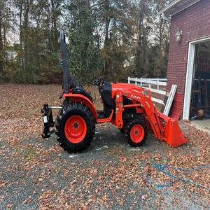 Tracteur agricole Kubota LX2610 4x4 de qualité supérieure à vendre en stock aujourd'hui, livraison rapide, offres de gros disponibles - Product Image 4