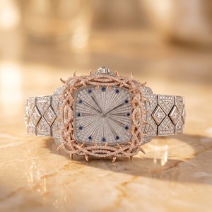 Reloj de Diamantes Moissanite VVS en Oferta, Totalmente Automático, Color Blanco Rosado, con Espinas, Lujoso, Estilo Hip Hop - Product Image 1