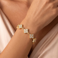 Pulsera STKB31 de Acero Inoxidable 304 Chapada en Oro de 18K con Incrustaciones de Circonia Cúbica Brillante, Diseño de Trébol, Ajustable, para Mujer