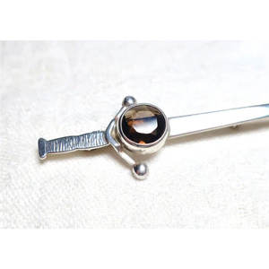 Pin de Kilt Escocés Vintage Grande de Plata de Ley con Cuarzo Ahumado, Espada Claymore, Accesorio Decorativo Antiguo Escocés - Product Image 4