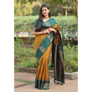 Sari en soie douce Rashmi Gold avec bordure florale contrastée en zari tissé, robe de soirée élégante - Product Image 5