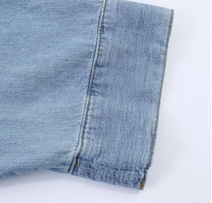 Chemise en jean oversize à manches chauve-souris, col rabattu, poches, couleur unie, décontractée, unisexe, ODM, pour l'automne/le printemps - Product Image 5