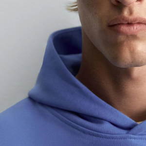 Sudadera con Capucha Morada Claro de Talla Grande para Hombre, Estilo Relajado, Moda Urbana Minimalista, Cómoda para Uso Diario - Product Image 6