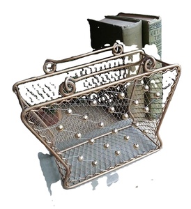 Lujosa cesta navideña de metal dorado con asas móviles, utensilios de cocina decorativos de primera calidad para frutas y verduras - Product Image 2