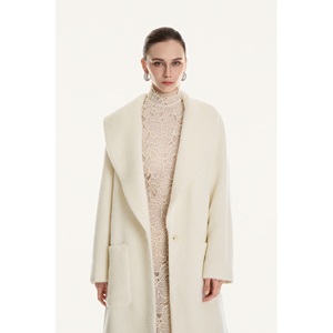 Vestidos Elegantes de Alta Costura, Vestido Largo LILIAN con Cuello Halter, Cristal, 150 cm, 550 Gramos, Apliques de Encaje, Vestidos para Mujer - Product Image 2