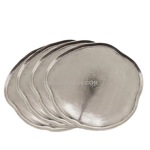 Elegante Vajilla Plateada y Recubierta, Bandeja de Comedor Dorada Premium Hecha a Mano, Elegante Plato de Servicio Hecho a Mano Disponible - Product Image 5