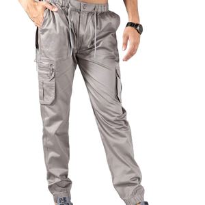 กางเกงคาร์โก้ผู้ชายจากโรงงานปากีสถาน ดีไซน์ใหม่ กระเป๋าหลายช่อง สีพื้นเรียบง่าย สไตล์ลำลอง รับผลิตแบบ OEM - Product Image 5