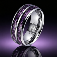 Bague classique en carbure de tungstène noir avec incrustation double rangée d'opale violette, design confortable pour homme et femme, idéale pour les mariages