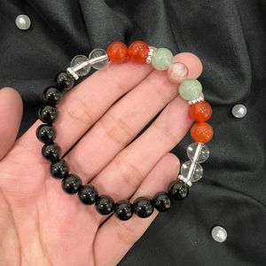 Bracelet en résine fait main, bijou unique et coloré, accessoire de mode léger pour femmes et filles - Product Image 3