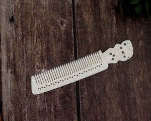 Peine de Hueso Tallado con Forma de Animal, Antiguo, Coleccionable, Duradero, Artesanía Natural - Product Image 1
