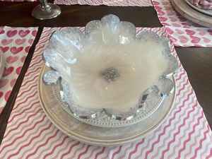 Bol à fleurs en résine argentée et blanche, décoration d'intérieur, cadeau de pendaison de crémaillère, mariage, anniversaire, fêtes, plat décoratif personnalisé, table de mariage - Product Image 5
