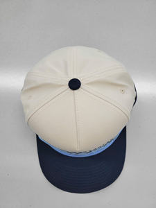 Casquette de baseball structurée en coton à 5 panneaux avec logo brodé 2D/3D réglable et cordon, style jeune et dynamique, fabriquée au Vietnam - Product Image 5