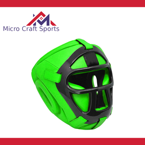 Protège-tête de boxe professionnel, protection faciale de boxe en PU et cuir, équipement de boxe de qualité, fabricant Sialkot, Pakistan - Product Image 4