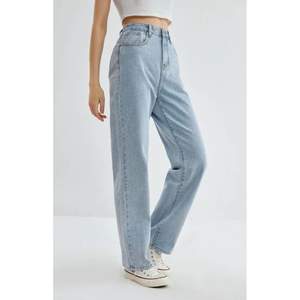 กางเกงยีนส์เดนิมสีฟ้าอ่อนทรงขากว้างแบบเอวสูงสไตล์สตรีท  รักษ์โลก  ไซส์ 26-40 - Product Image 3