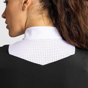 Camisetas de equitación para mujer con etiqueta impresa personalizada, negras, transpirables, de malla ligera, de secado rápido, 100% poliéster. - Product Image 2