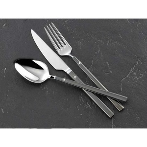 Vente en gros de couverts de camping de voyage à manche coréen ensemble de couverts cuillère couteau fourchette en acier inoxydable noir mat - Product Image 4