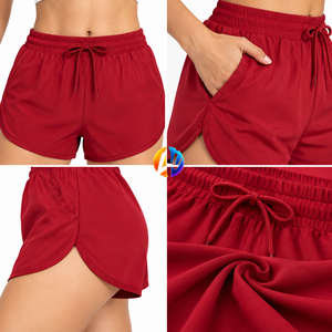 Los shorts para mujer con costuras resistentes y tela ligera combinan comodidad, durabilidad y movimiento fácil para un estilo moderno. - Product Image 5