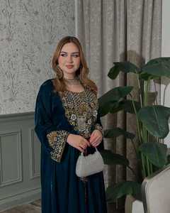 Elegant Middle Eastern Abaya Women Plus Size Lightweight Floor Length Long Sleeve Embroidered Velvet Dress for Wedding Party - Product Image 4