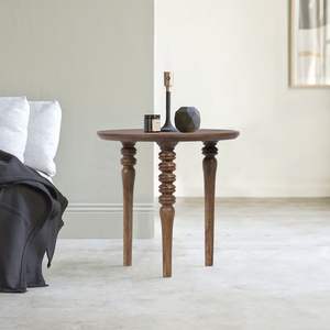 Mesa Auxiliar de Madera Diseñada por Artesanos, Adecuada para Hogares Modernos, Ofrece Utilidad Práctica y un Estilo Interior Elegante - Product Image 3