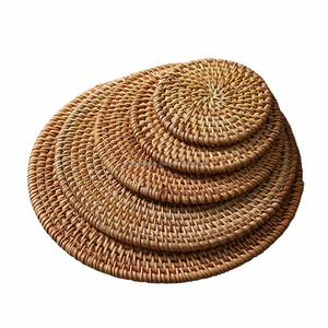 แผ่นรองจานหวายทนทาน วัสดุธรรมชาติสำหรับการรับประทานอาหาร เหมาะสำหรับผู้ซื้อจำนวนมาก น้ำหนักเบา เป็นมิตรกับสิ่งแวดล้อม ปรับแต่งได้ ผลิตในเวียดนาม - Product Image 5