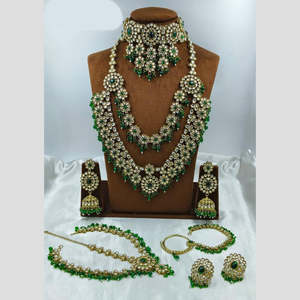 Parure de mariée opulente plaquée or, bijoux ethniques raffinés avec diamant serti clos et perles pour les fêtes - Product Image 1