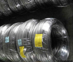 ลวดเหล็กกล้าไร้สนิม 304 304L และ 316 ผลิตด้วยกระบวนการขัดเงาด้วยไฟฟ้า สำหรับเชื่อมและดัดตะแกรงย่าง - Product Image 1