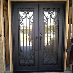 Puerta Principal de Hierro Forjado Hecha a Mano: Puerta Exterior Personalizada de Primera Calidad con Elegante Trabajo en Hierro y Seguridad Superior - Product Image 3