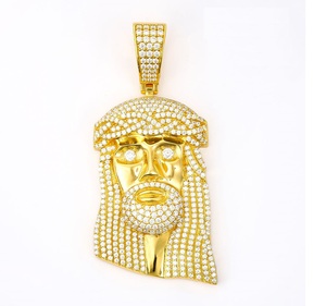 AMBER JEWELS Colgante de Cara Unisex Estilo Hip Hop con Engaste de Bisel de Aleación de Zinc Chapado en Oro Sólido de 14K y Cristal de Laboratorio con Incrustaciones de Diamantes de Imitación - Product Image 3