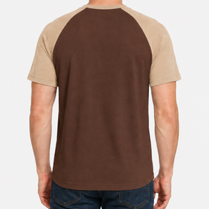 Camiseta de hombre moderna con manga raglán, logotipo personalizado, color chocolate, beige, dos colores en contraste, ropa deportiva, camisetas casuales lisas. - Product Image 3