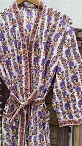 Precio de fábrica al por mayor 100% rayón Tie Dye estilo bohemio Kimono cómodo ajuste suelto chaqueta de verano cubierta de playa 1 pieza - Product Image 1
