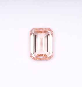 Diamante de Corte Esmeralda Cultivado en Laboratorio con Certificación IGI, Color Rosa Fantasía, Claridad VVS, Perforado con Láser, de Alta Gama, el Más Vendido, para Joyería - Product Image 5