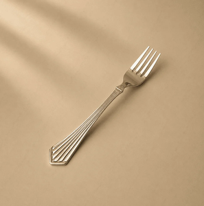 Ensemble de couverts en acier inoxydable, design minimaliste, vaisselle durable pour la maison et les fêtes - Product Image 1