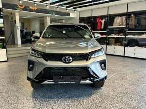 Usado, 2026, para SUV mediano Tuner, motor diésel de 2.8L, versión VX, transmisión automática - Product Image 3